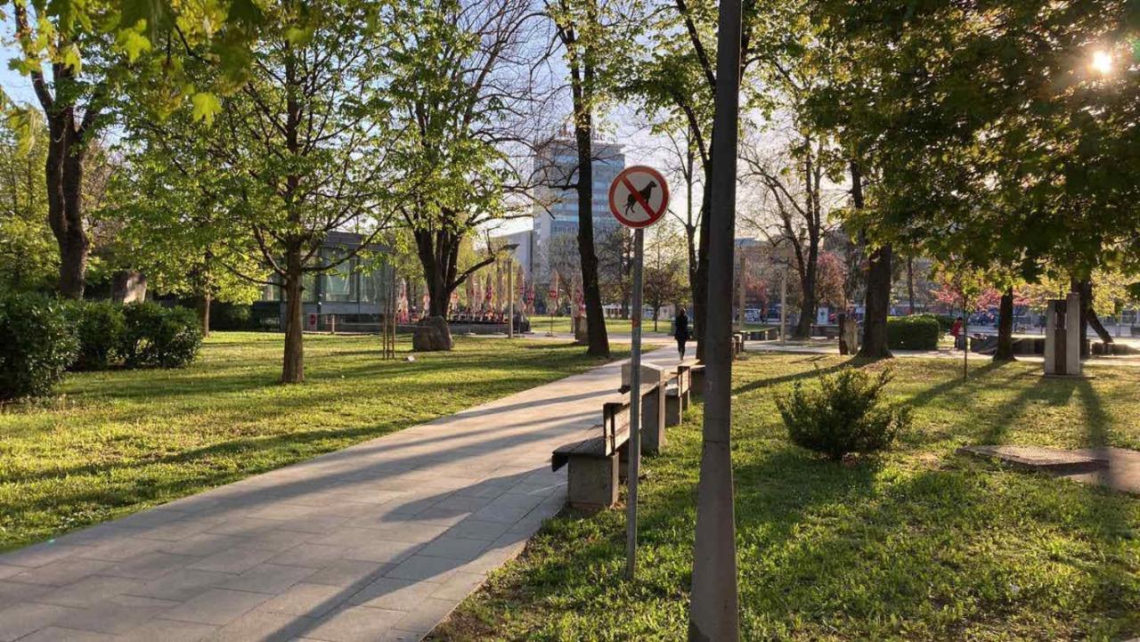Penthouse Stan 80M2, Terasa 36M2, Garaza... Centar Banja Luke - Gradski Park Banja Luka Kültér fotó